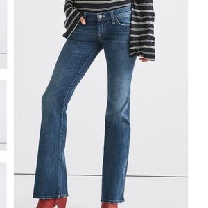 Lucky Brand jeans lil Maggie 4/27 medium wash